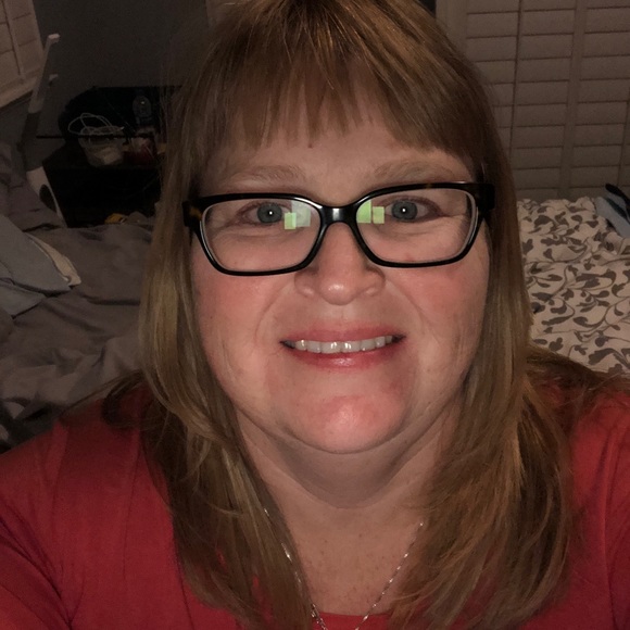 Meet your Posher, Juli - Picture 1 of 1